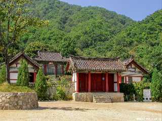 Woljong Temple